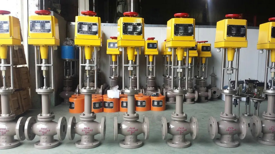 電動三通調(diào)節(jié)閥實物圖 電動三通調(diào)節(jié)閥實物圖