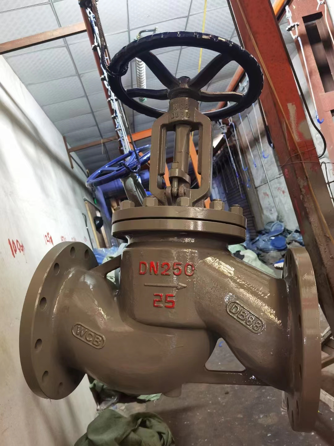 鑄鋼截止閥實(shí)物圖片 鑄鋼截止閥實(shí)物圖片