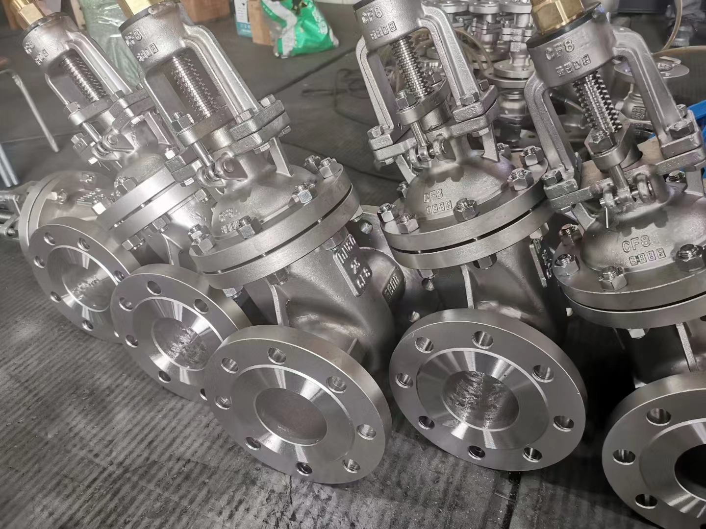 不銹鋼高壓閘閥實(shí)物圖 不銹鋼高壓閘閥實(shí)物圖